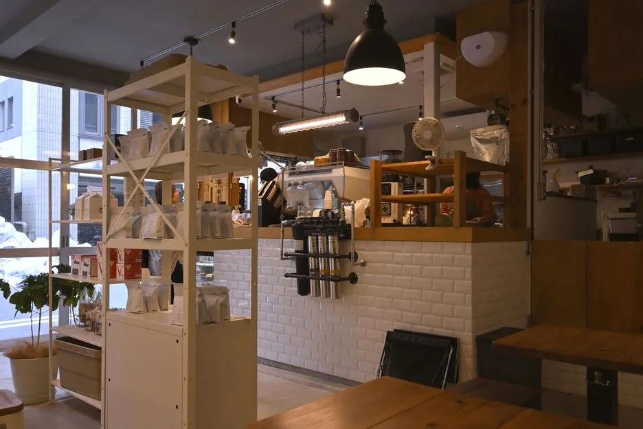 PEACE COFFEE ROASTERS 新川店の写真