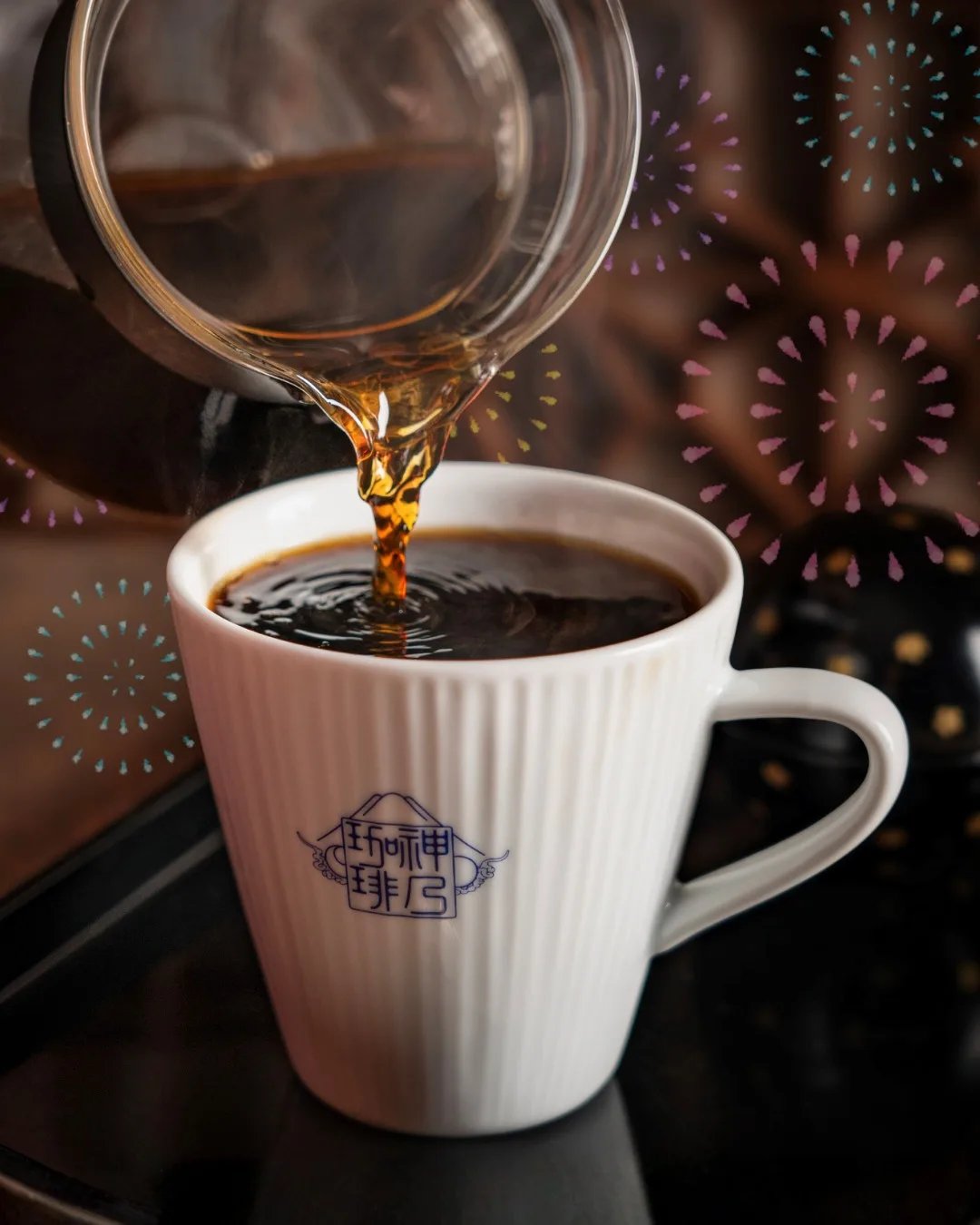 Photo by 神乃珈琲 on July 31, 2026. May be an image of coffee cup, coffee, tea, cup, saucer, cappuccino and text.