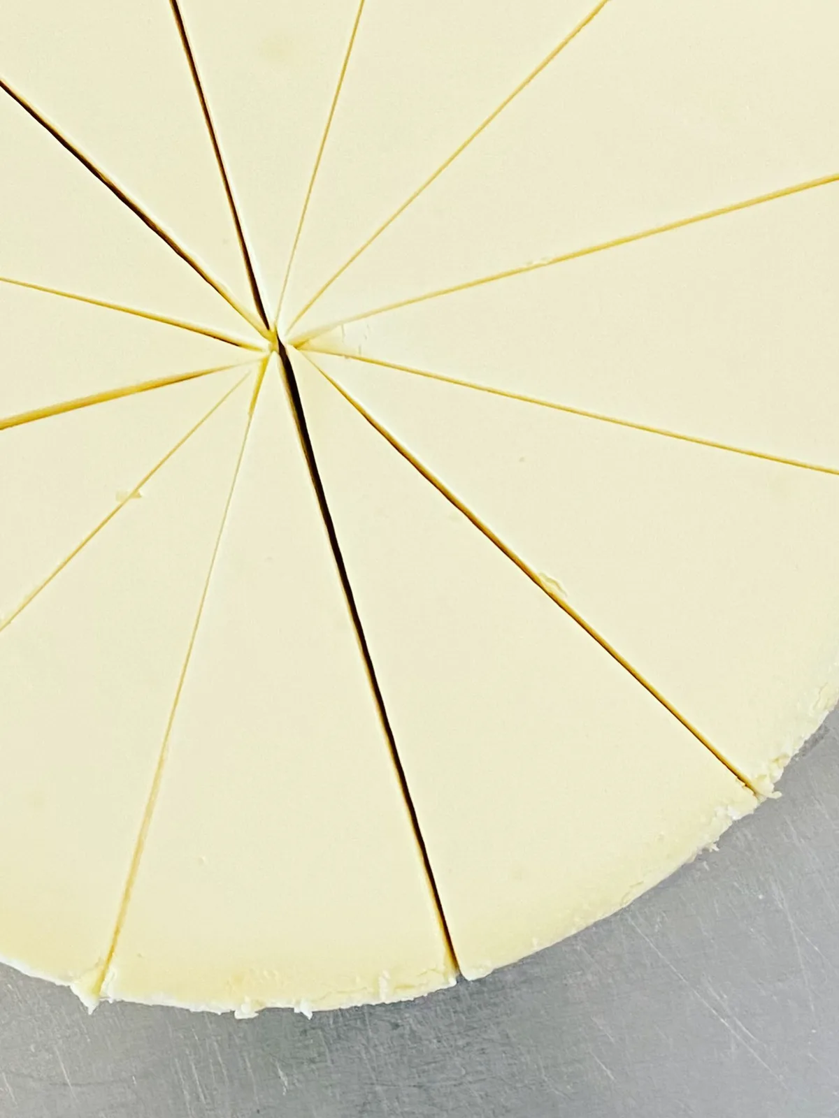 Photo by buik on July 15, 2026. May be an image of cake, tart, cheesecake and text.