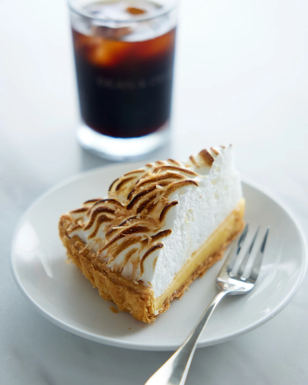 Photo by DEAN & DELUCA JAPAN 公式 on August 07, 2026. May be an image of tart, pie and text.
