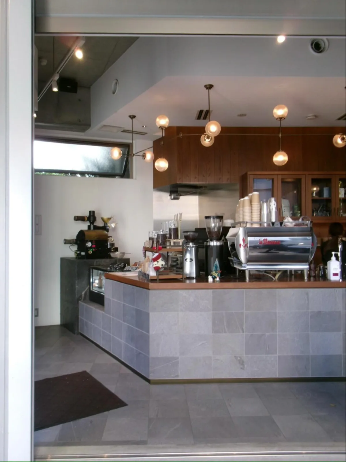 Photo shared by Roppongi Coffee 本店 on December 21, 2025 tagging @roppongi_coffee.