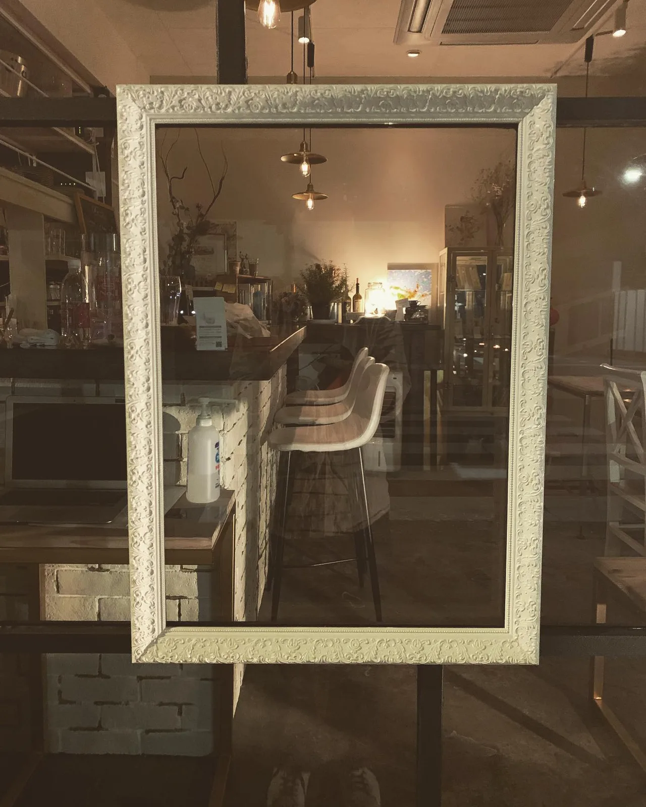 Photo by 𝒽𝒾𝓉𝑜𝓂𝒶  (スタッフひかる) in Hitoma コーヒーとお酒.