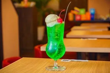 Photo shared by 喫茶メロー cafe mellow on June 18, 2026 tagging @asakusa_cafe_mellow. May be an image of cocktail and text.