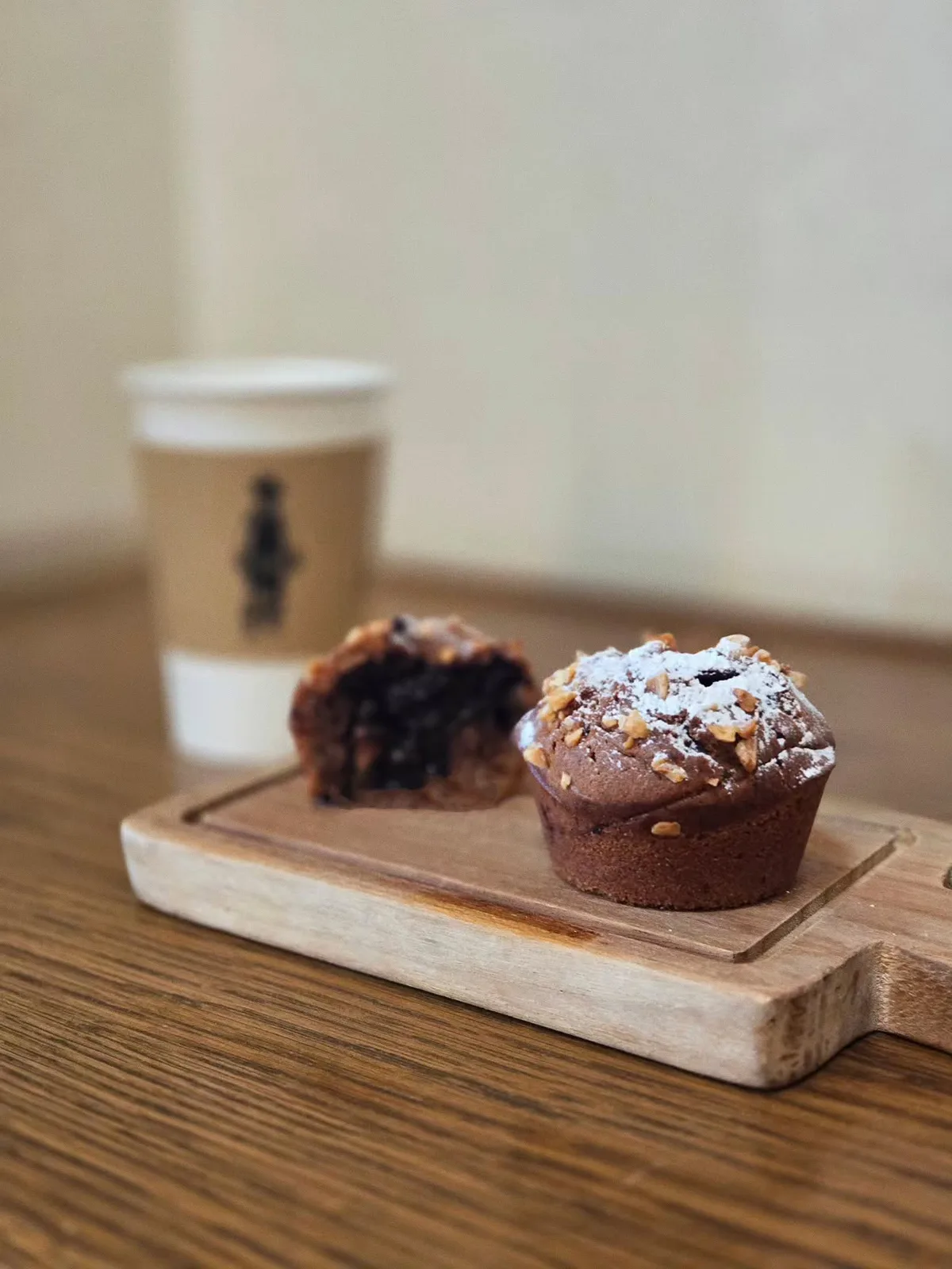 Photo by TENNOZ breadworks & Lily cakes in breadworks with @tysonsandcompany, and @breadworks_lilycakes.