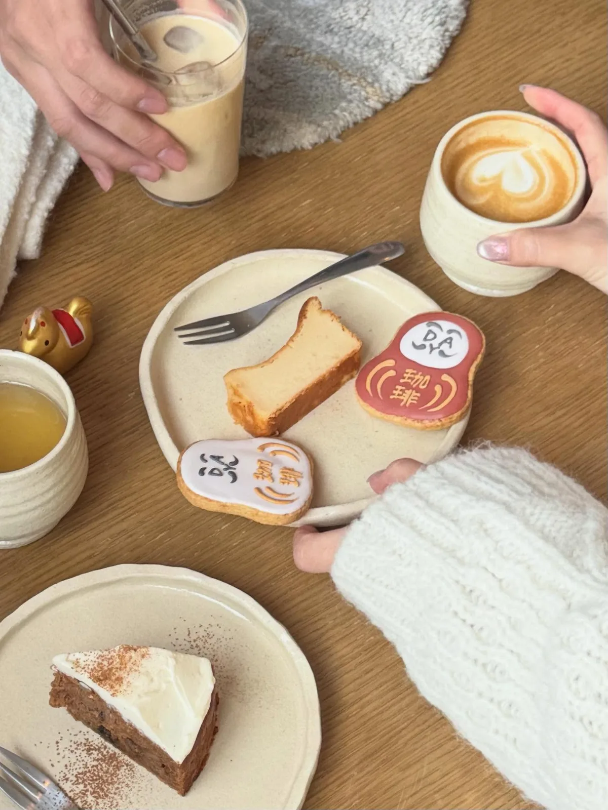 Photo shared by 𝐃𝐀𝐘 𝐂𝐎𝐅𝐅𝐄𝐄 on January 01, 2026 tagging @madeby_coyuri, and @daycoffee_tokyo.