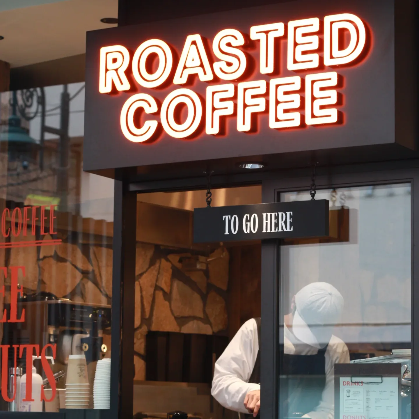 Photo shared by Roasted COFFEE LABORATORY on March 02, 2026 tagging @roasted_coffeelaboratory.