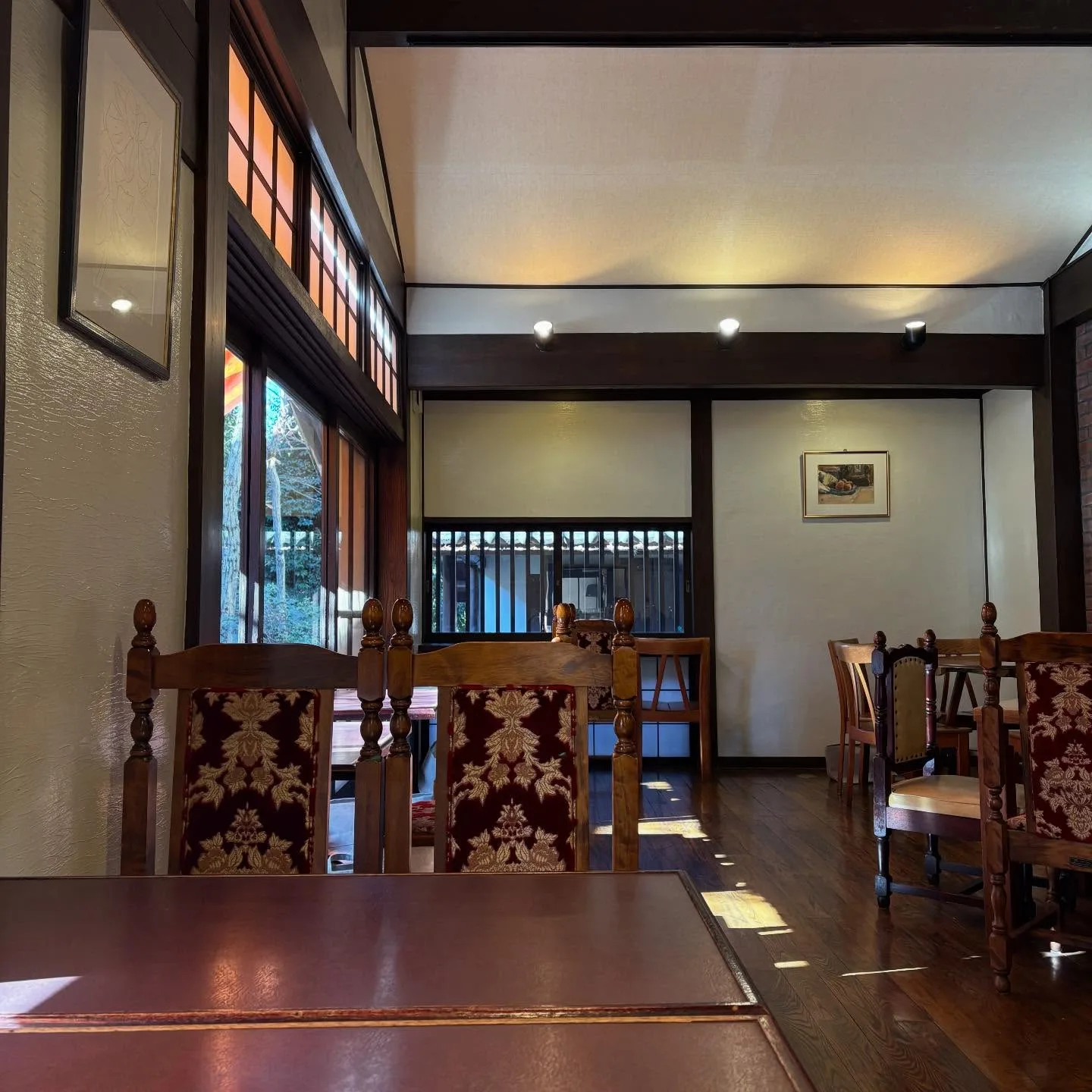 Photo by 「はけの森、コマグラ」 in はけの森美術館 with @komaguracafe, @cafefromtop, and @kissa_coniwa.