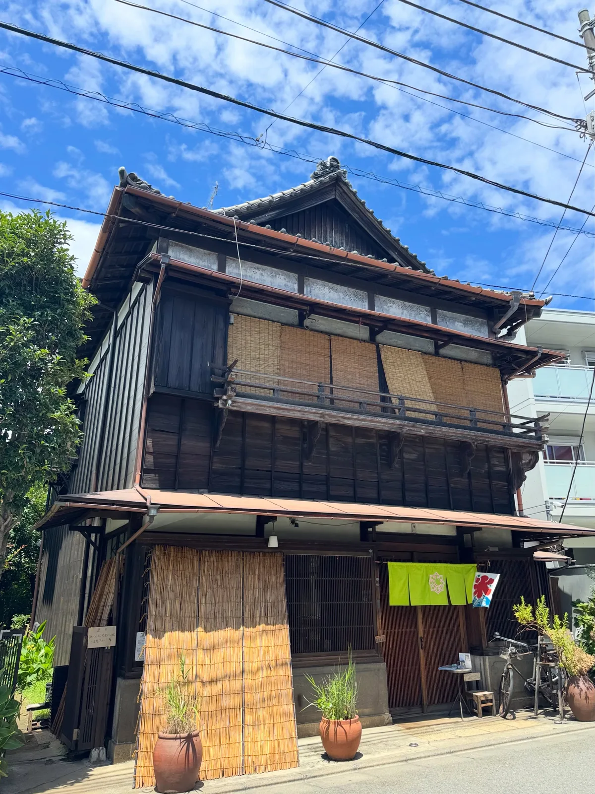 Photo by 古民家カフェ蓮月 @東京都大田区池上 in 古民家カフェ　蓮月. May be an image of temple, outdoors and text.