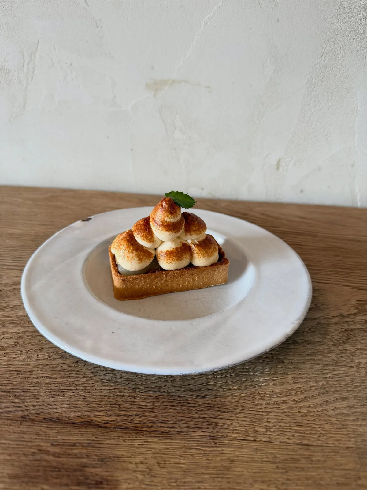 Photo by torse × lueur on July 29, 2026. May be an image of cake, tart, pie, toast and text.