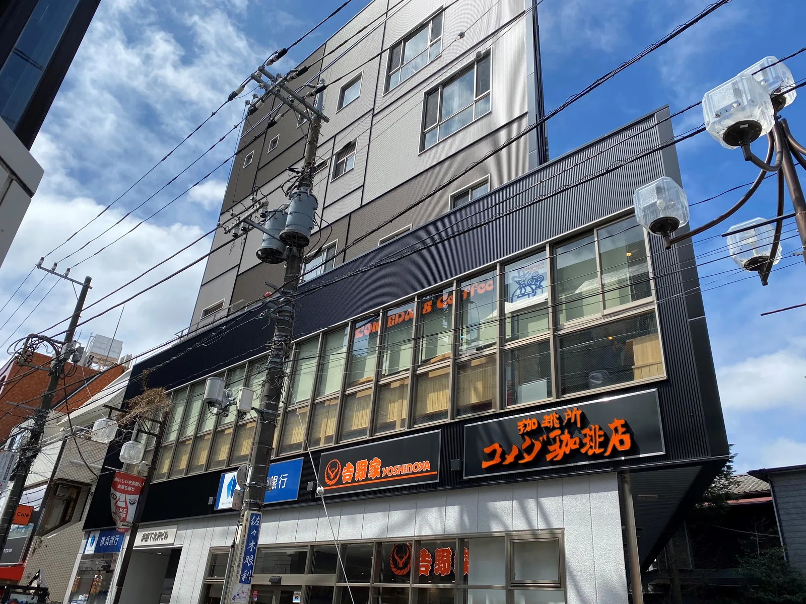 コメダ珈琲店 下北沢店（外観）
