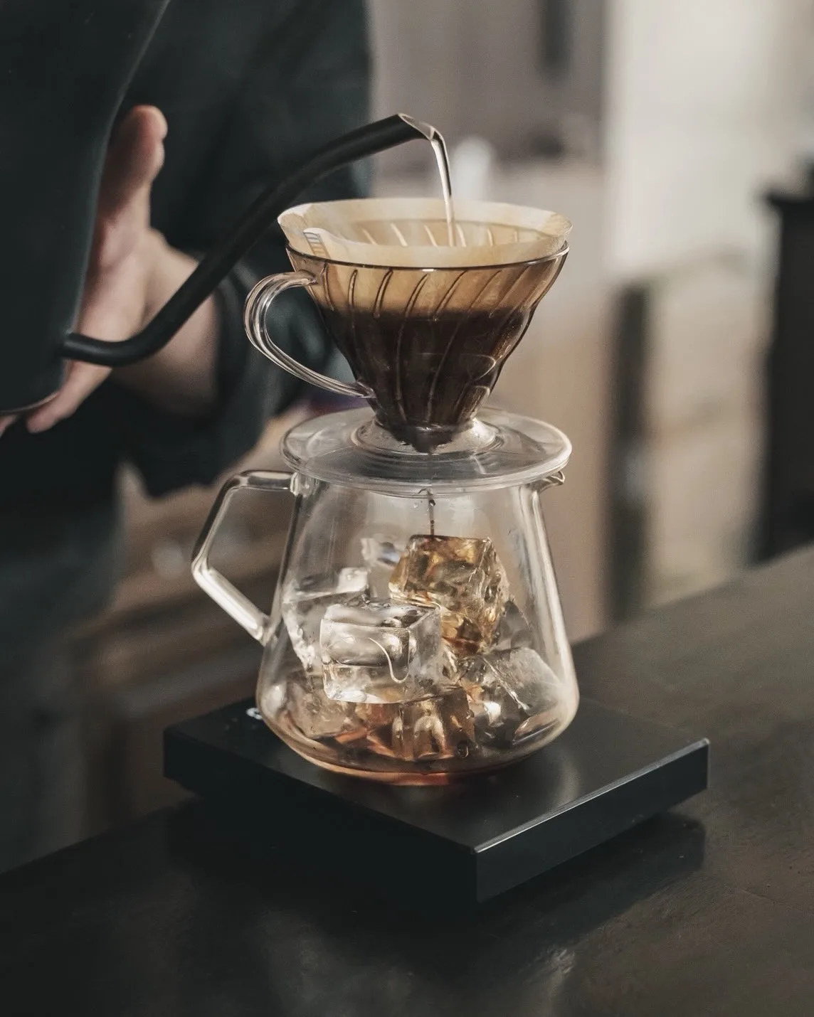 Photo by Tomarigi coffee/川越 on July 23, 2026. May be an image of coffee maker, coffee cup, grinder, tea maker, carafe, cup and text.