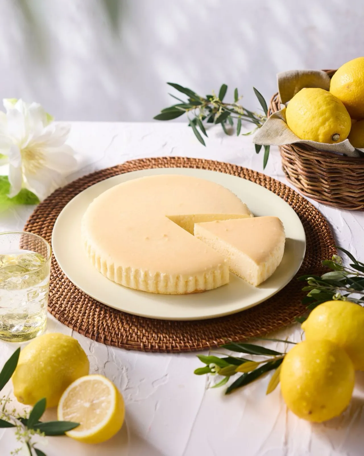 Photo by チーズガーデン| CHEESE GARDEN on June 10, 2026. May be an image of cake, tart, cheesecake and text.